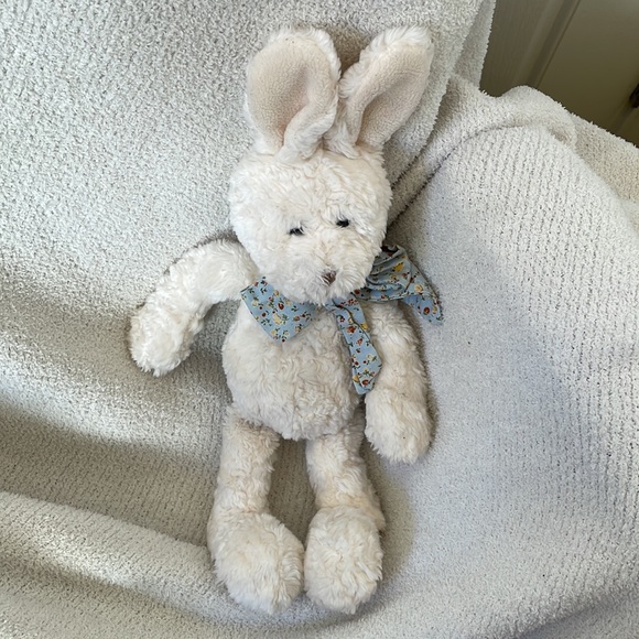 GUND Easter Bunny Plush Bunny Rabbit Plush Floral Cotton Bow Tie 14” - Picture 2 of 6